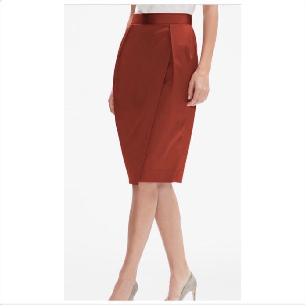 MM Lafleur The Perry Pleated Pencil Skirt